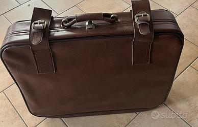 Valigia marrone semirigida