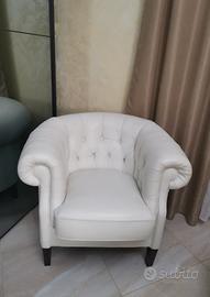 Poltrona in pelle modello Chesterfield 