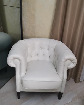 Poltrona in pelle modello Chesterfield 