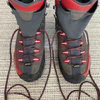 scarponcini La Sportiva come nuovi