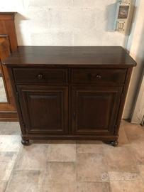 Credenza antica