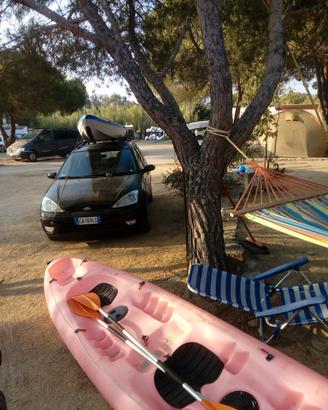 kayak due adulti più bambino