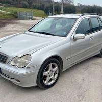 MERCEDES BENZ C220