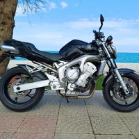 Yamaha FZ6 600 - Secondo proprietario, perfetta