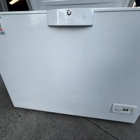 BEKO congelatore a pozzetto 288 litri con chiave