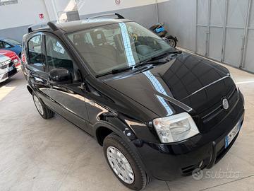 Fiat Panda 1.3 MJT 16V DPF 4x4 Climbing