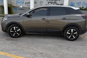 PEUGEAUT 3008