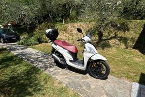 Symphony st  50 4t 2022 - 10600 km