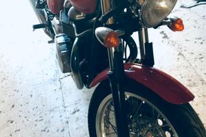 Triumph thruxton 900