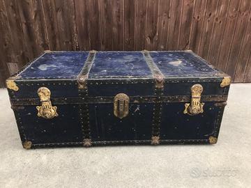 Baule vintage blu
