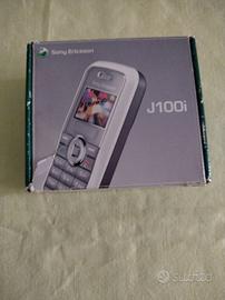 Telefonino Sony Ericsson J100i