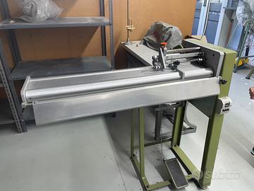 Macchina da tagliare collaretta