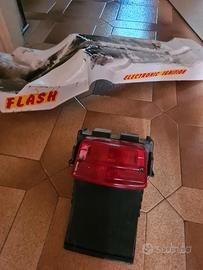 Parafango fanale e sottosella Motron GL4 Flash