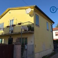 Casa singola con 3 camere e scoperto privato a Cor