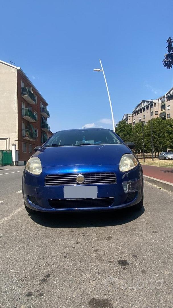 Fiat Grande Punto 2007 photo 5
