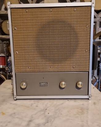 Amplificatore valvolare portatile vintage Ampex