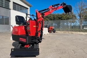 Miniescavatore Blue Bird MEX600 Promo