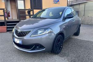 Lancia Ypsilon 1.0 FireFly 5 porte S&S Hybrid...