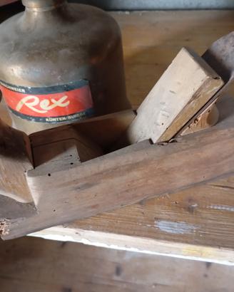 pialla antica completamente in legno