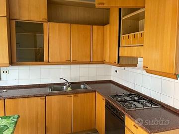 APPARTAMENTO 3 CAMERE ARCELLA