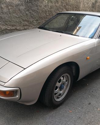 Porsche 924