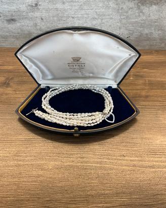 Collana multifilo con vere perle di fiume