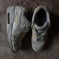 Nike Air Max 90 Bianche con Dettagli Beige - Tagli