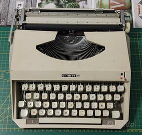Macchina da scrivere Antares Capri con valigetta