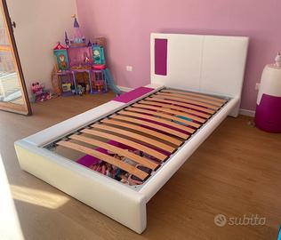 Letto in Pelle con rete a doghe 100x200