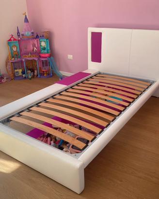 Letto in Pelle con rete a doghe 100x200