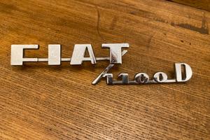 Targhetta Scritta Posteriore Fiat 1100 D D'Epoca
