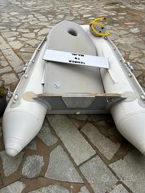 Gommone Tender motorizzato