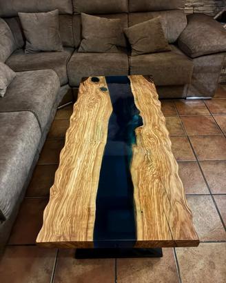 Tavoli in Resina e Legno