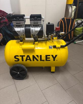 Compressore stanley silenzioso da 50 litri