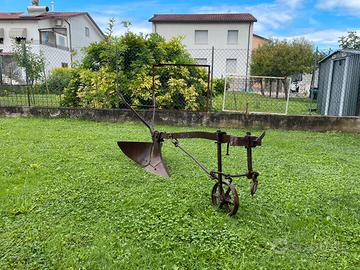 Aratro antico