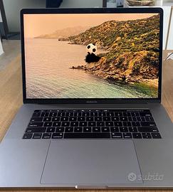MacBook Pro 15'' (2017)