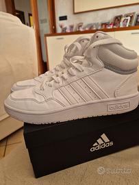 scarpe addidas bianche numero 39.5