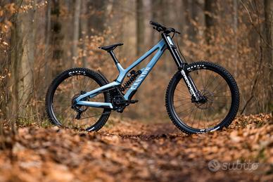 MTB  DH  CANYON SENDER 2026 COME NUOVA