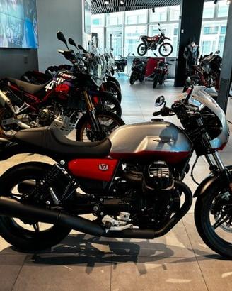 Moto Guzzi V7 CORSA