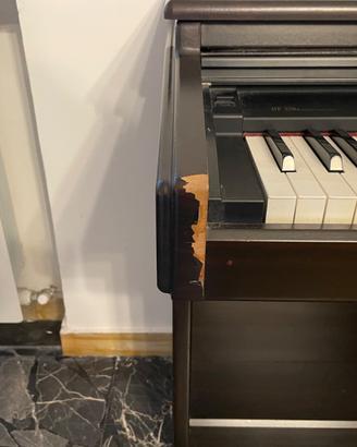 Pianoforte digitale Roland HP 330e