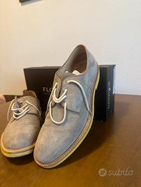 Scarpe Stringate Florsheim in Camoscio Beige