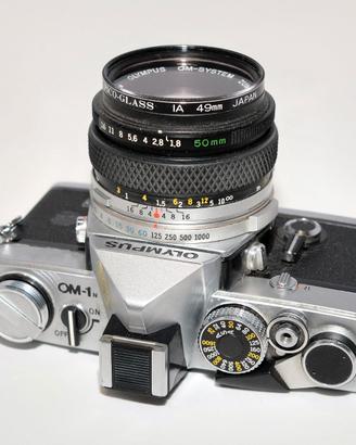 Olympus OM-1 n