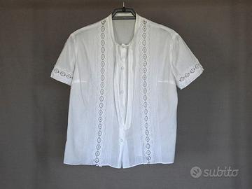 Camicia pizzo e collo a fiocco vintage