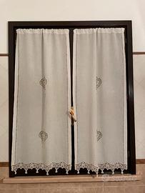Tende in misto lino ricamate ( 2 coppie )