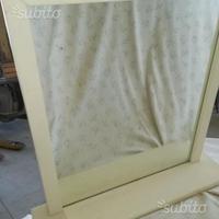 Specchio bianco