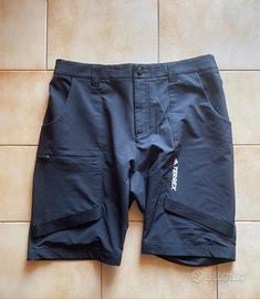 Pantaloni corti Adidas Terex