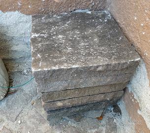 Pietre porfido per giardino o casa colonica