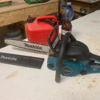 Motosega Makita