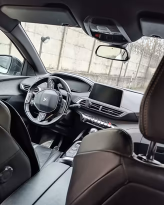 Peugeot 3008 1.2 PureTech Turbo 130cv S&S GT LINE