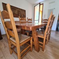 Tavolo in castagno massiccio